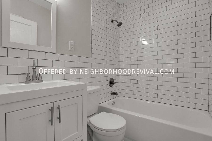 Apartment for rent at 140 S Holmes St, Memphis, TN 38111