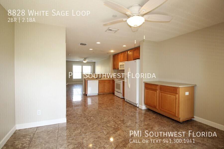 Townhouse for rent at 8828 White Sage Loop, Bradenton, FL 34202