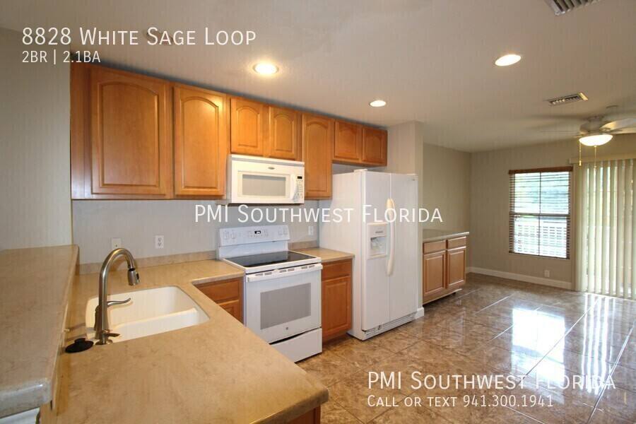 Townhouse for rent at 8828 White Sage Loop, Bradenton, FL 34202