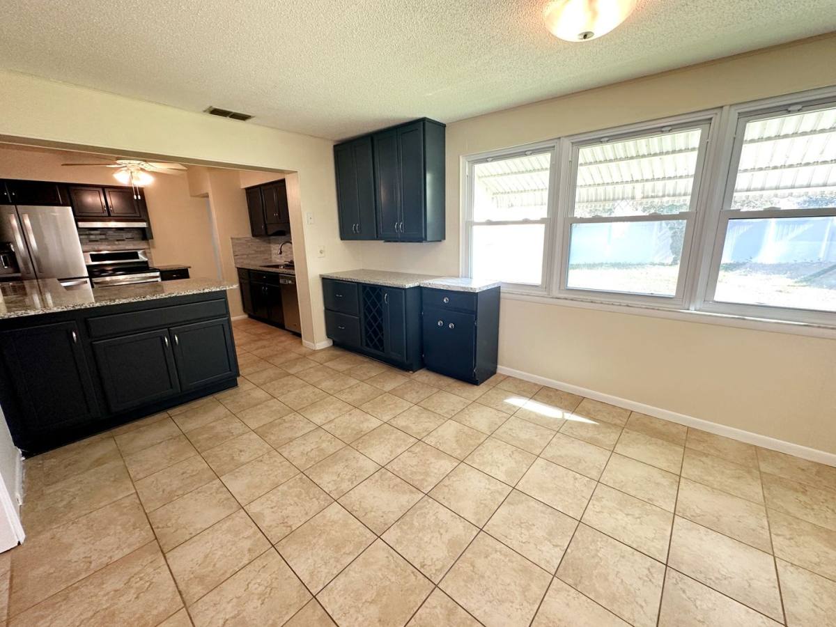 House for rent at 1770 63rd Ave N, Saint Petersburg, FL 33702