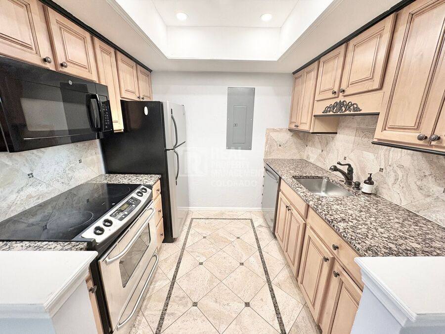 Condo for rent at 1960 S Xanadu Way #107, Aurora, CO 80014