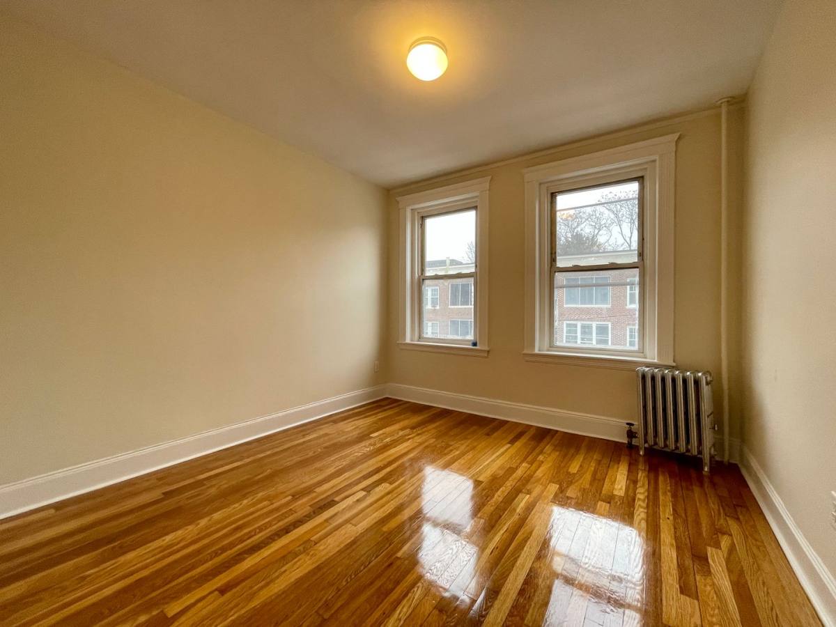 House for rent at 8 Vinal St #8, Allston, MA 02134