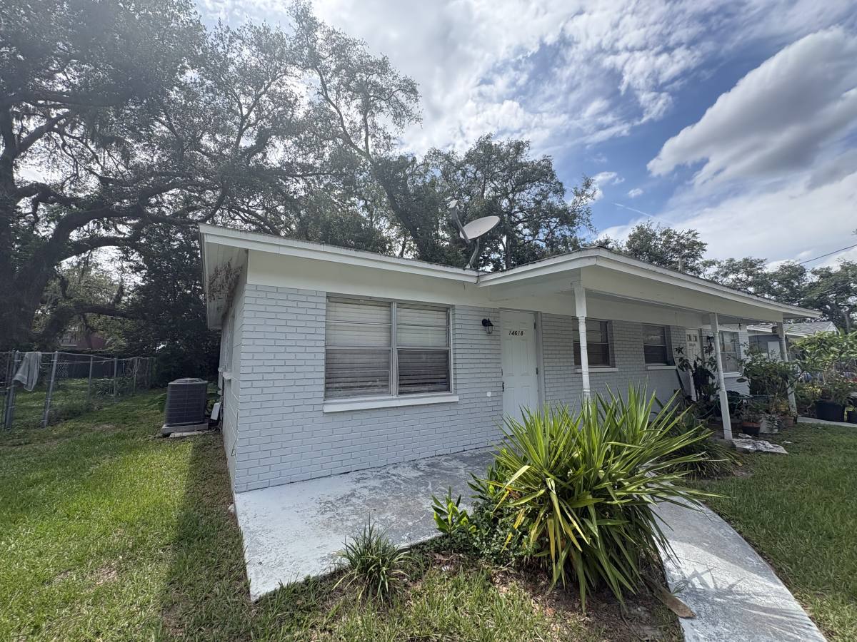 House for rent at 14618 N 43rd St, Tampa, FL 33613