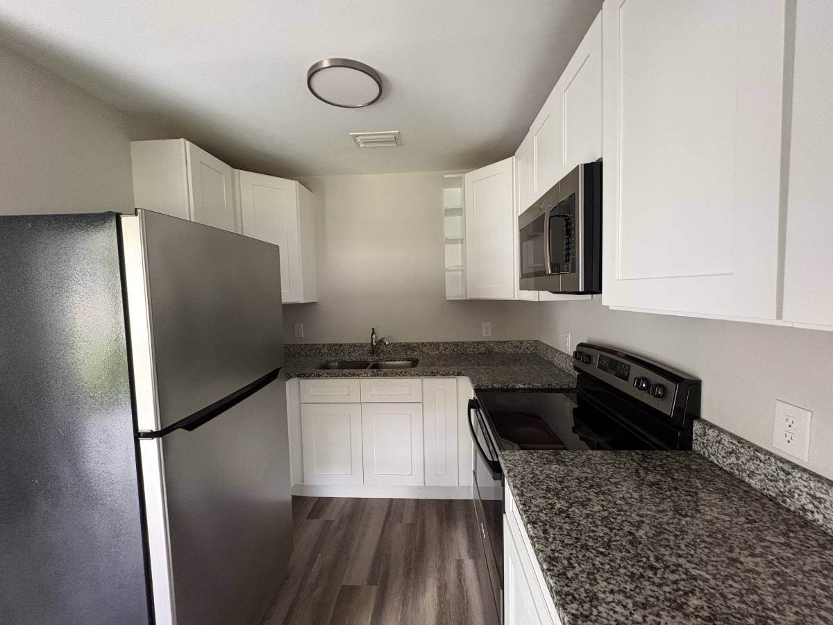House for rent at 14618 N 43rd St, Tampa, FL 33613