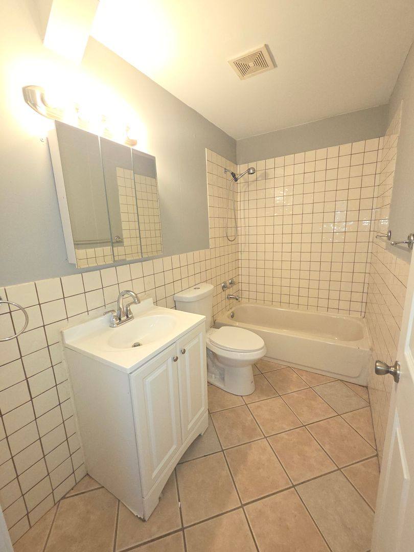 House for rent at 207 Waller Ave, Saint Louis, MO 63125