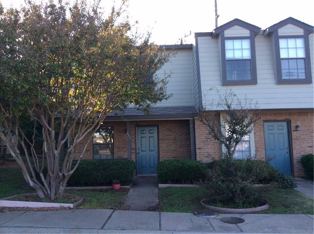 Condo for rent at 852 W Collins St, Denton, TX 76201
