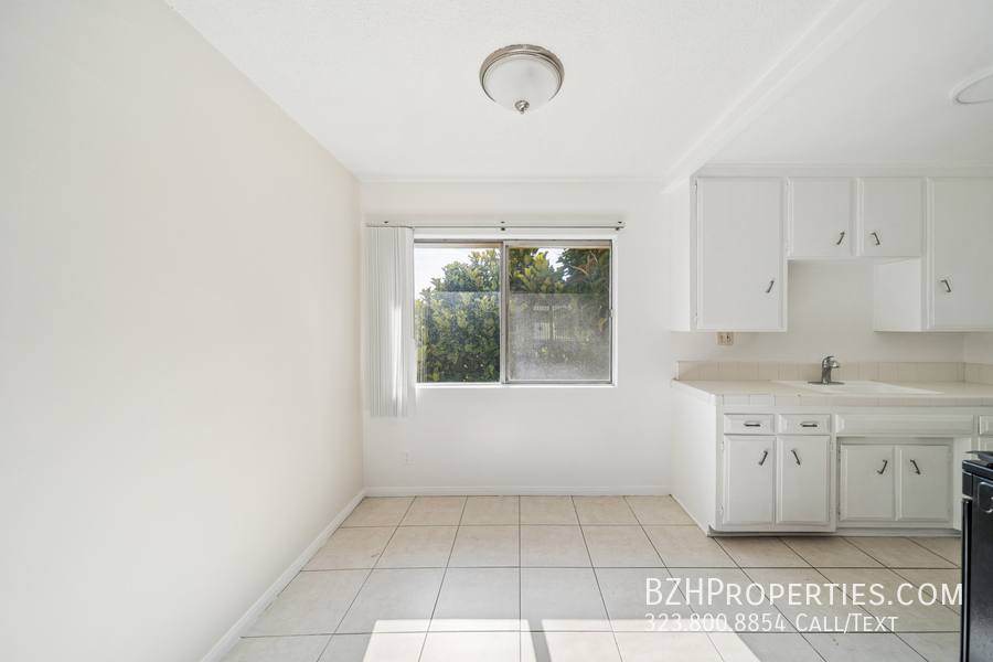 Apartment for rent at 2038 S Holt Ave #16C, Los Angeles, CA 90034