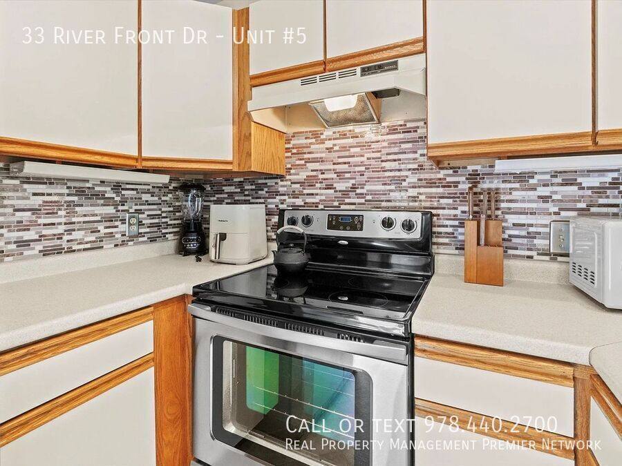 Condo for rent at 33 River Front Dr #5, Manchester, NH 03102
