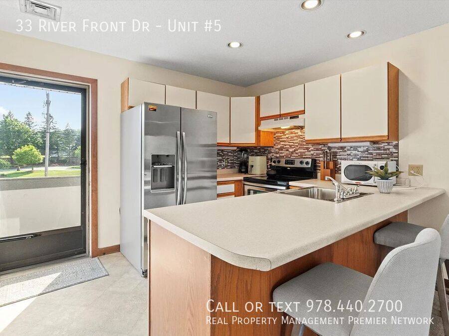 Condo for rent at 33 River Front Dr #5, Manchester, NH 03102