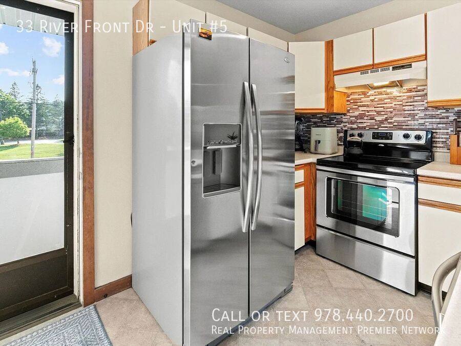 Condo for rent at 33 River Front Dr #5, Manchester, NH 03102