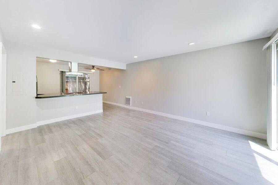Townhouse for rent at 1662 Hollenbeck Ave #15, Sunnyvale, CA 94087