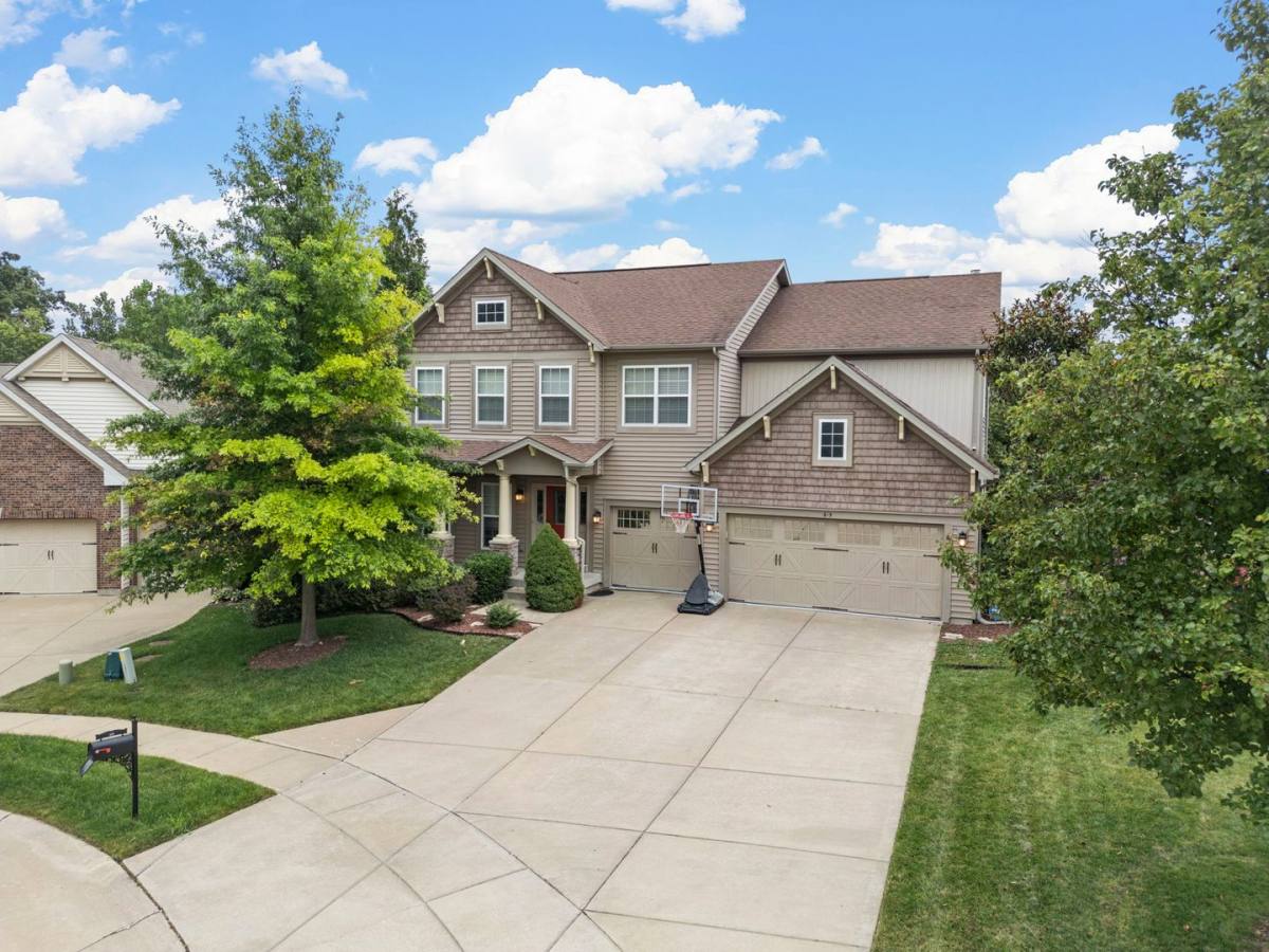 House for rent at 615 Derby Way Dr, Wentzville, MO 63385