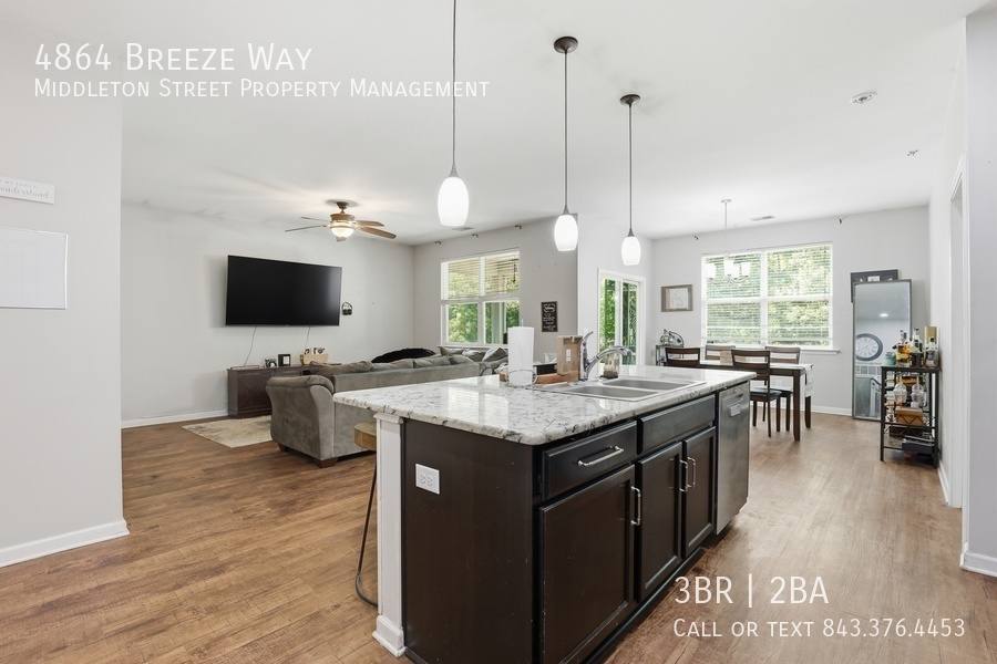 House for rent at 4864 Breeze Way, Beaufort, SC 29907