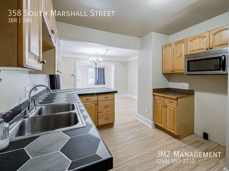 House for rent at 358 S Marshall St, Pontiac, MI 48342