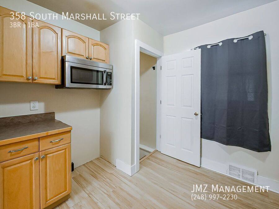 House for rent at 358 S Marshall St, Pontiac, MI 48342
