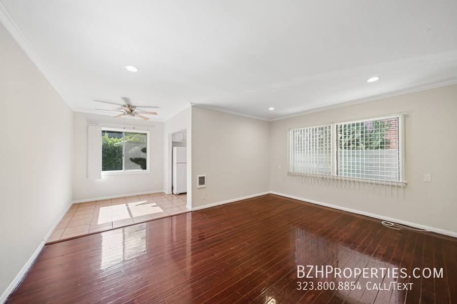 Apartment for rent at 612 S Dunsmuir Ave #1, Los Angeles, CA 90036