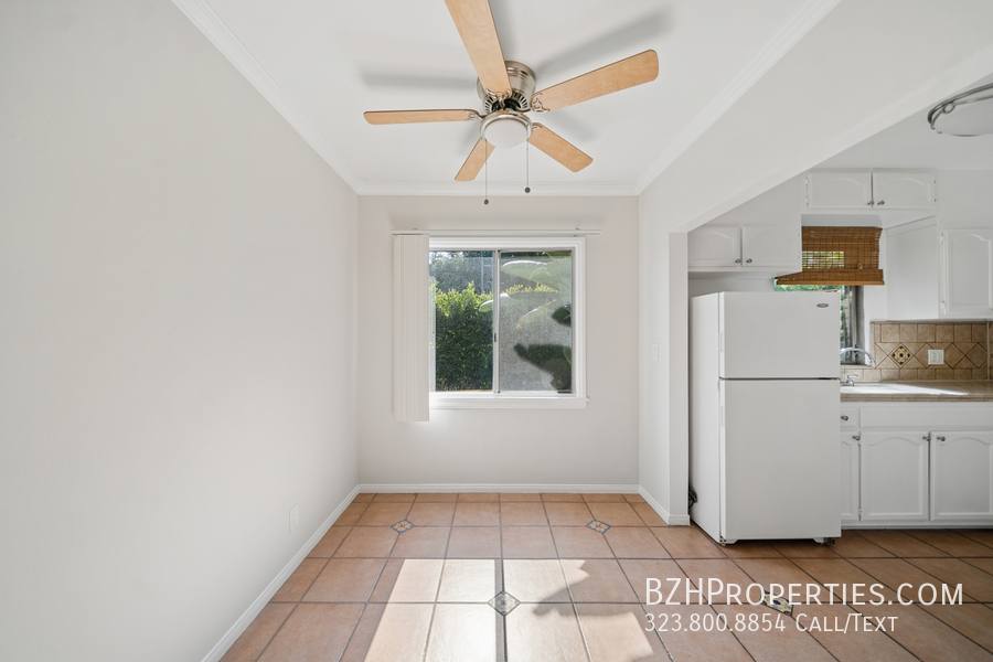 Apartment for rent at 612 S Dunsmuir Ave #1, Los Angeles, CA 90036
