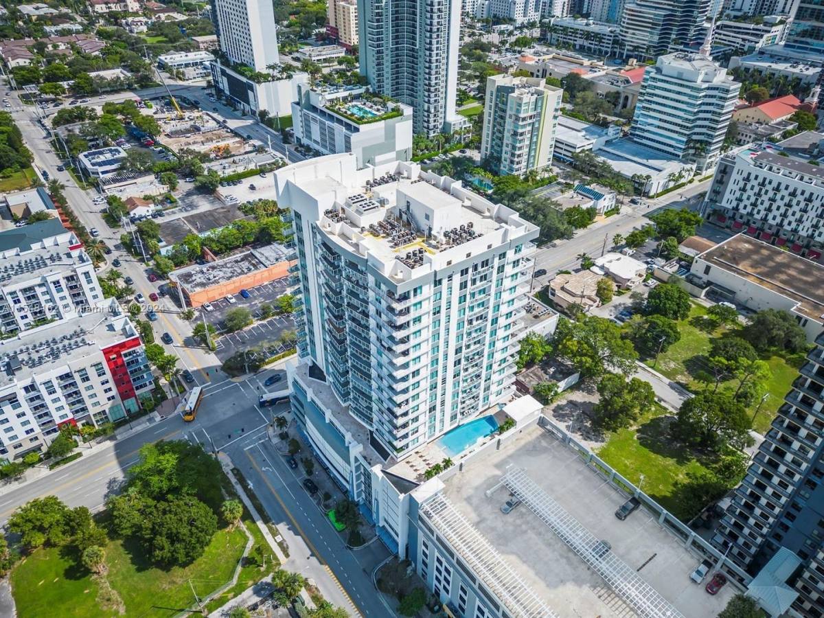 Apartment for rent at 315 NE 3rd Ave #2009, Fort Lauderdale, FL 33301