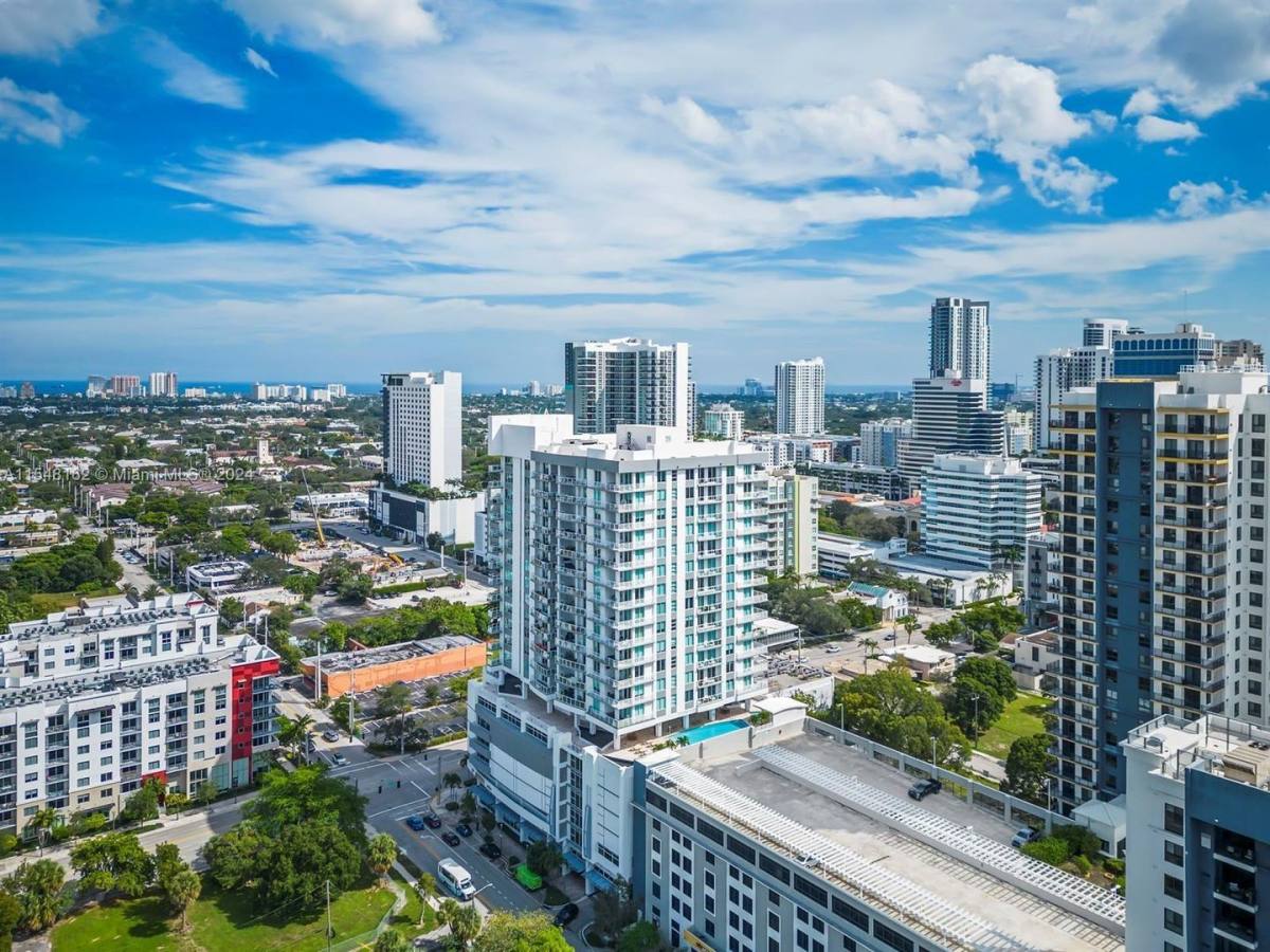Apartment for rent at 315 NE 3rd Ave #2009, Fort Lauderdale, FL 33301