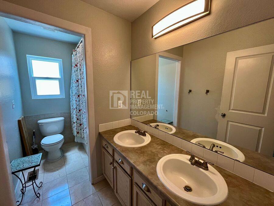 House for rent at 9282 E 108th Ave, Henderson, CO 80640