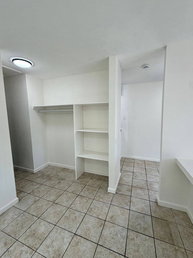 Apartment for rent at 487 E 11th St, Upland, CA 91786