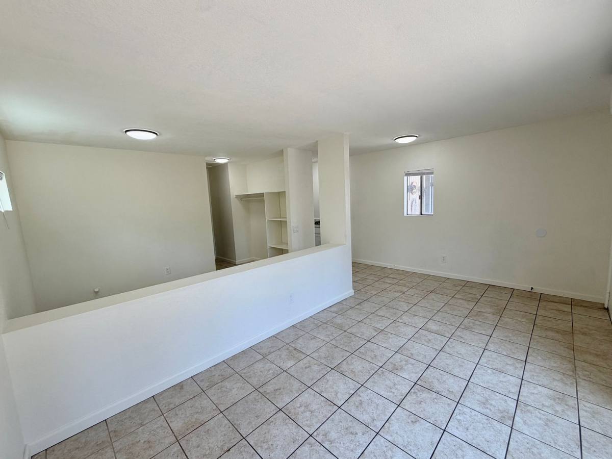 Apartment for rent at 487 E 11th St, Upland, CA 91786