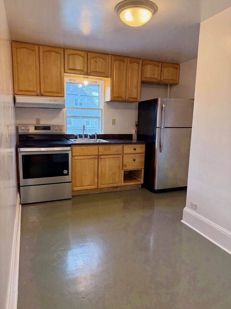 Apartment for rent at 302 Hasbrouck Ave, Kingston, NY 12401