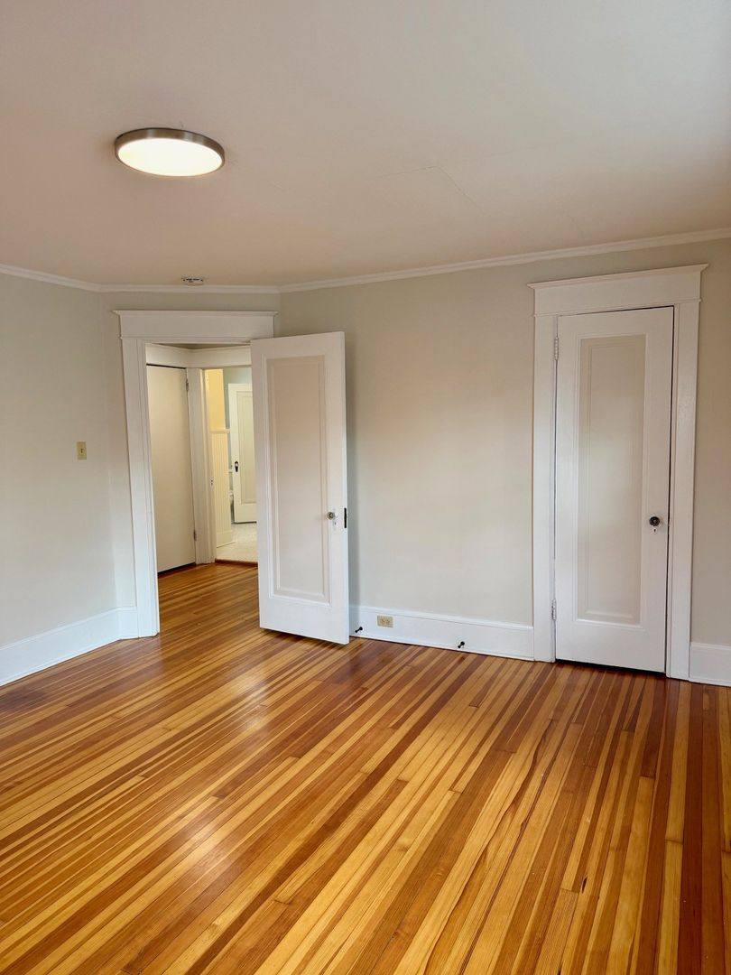 Apartment for rent at 302 Hasbrouck Ave, Kingston, NY 12401
