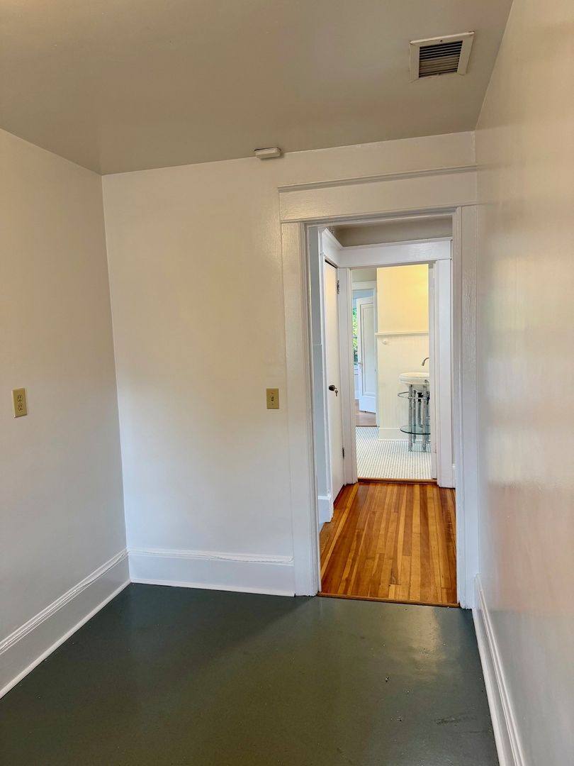 Apartment for rent at 302 Hasbrouck Ave, Kingston, NY 12401