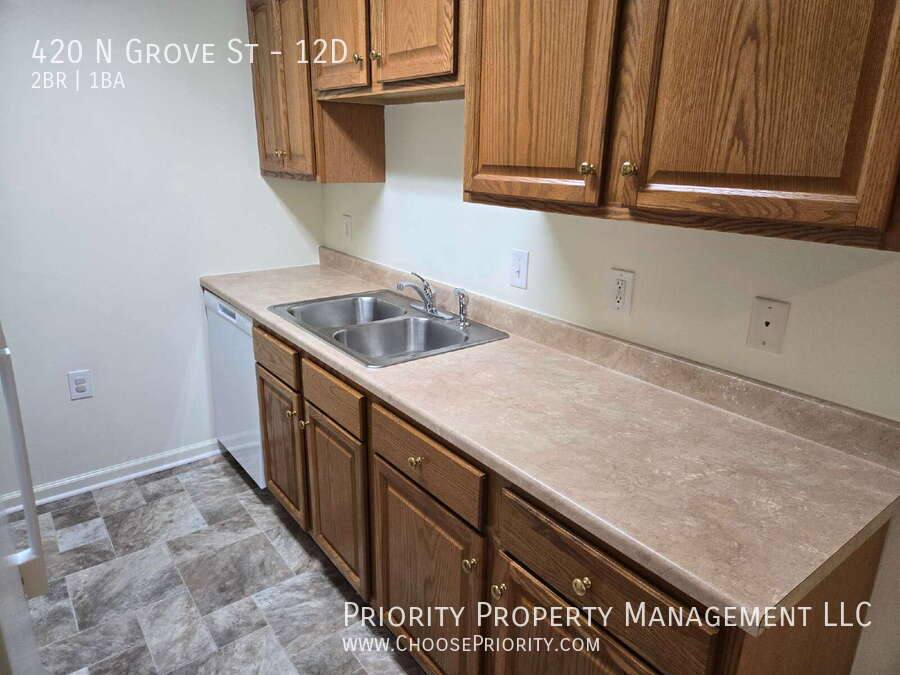 Apartment for rent at 420 N Grove St #12D, Bridgewater, VA 22812