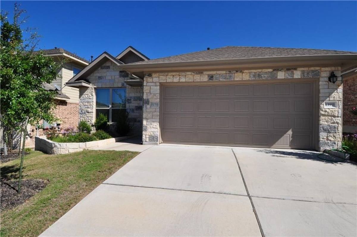 House for rent at 13911 Madrigal Lane, Pflugerville, TX 78660