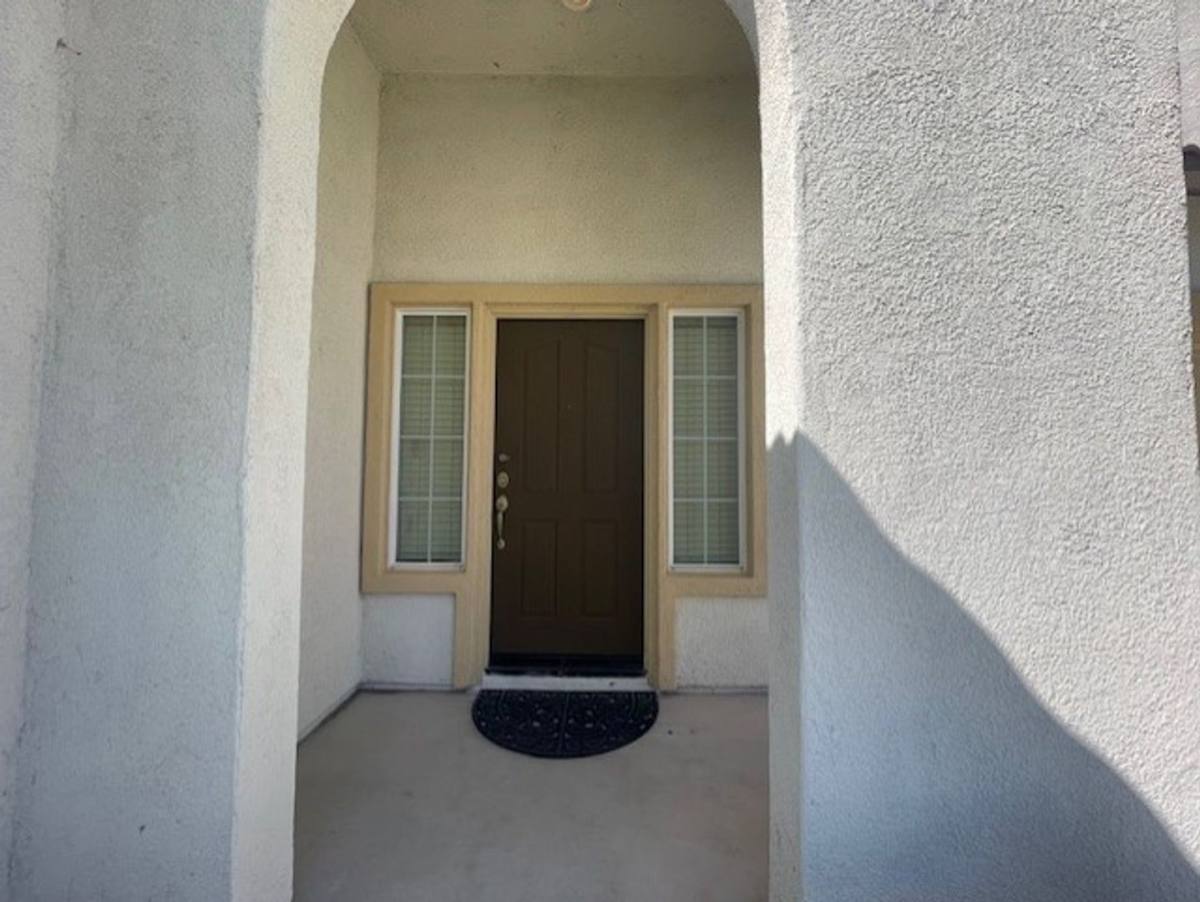 House for rent at 5875 Larry Dean St, Corona, CA 92880