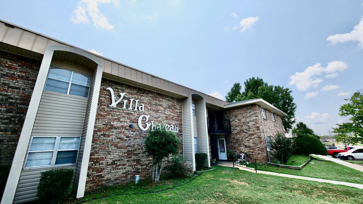 Apartment for rent at 1001 E Independence St, Shawnee, OK 74804