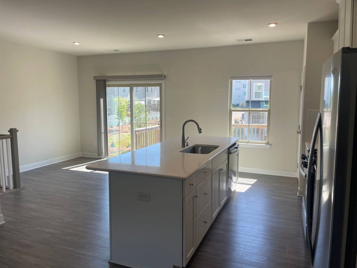 Townhouse for rent at 122 Lanyard Dr Twnh D, Mooresville, NC 28117