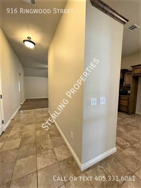 House for rent at 916 Ringwood St, Norman, OK 73069
