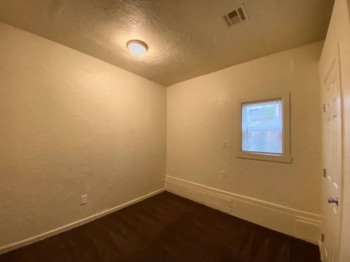 House for rent at 1320 Campbell Rd, Oklahoma City, OK 73111