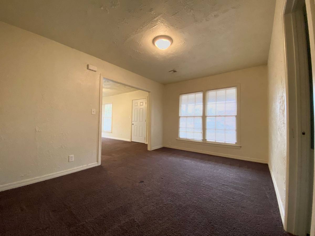 House for rent at 1320 Campbell Rd, Oklahoma City, OK 73111