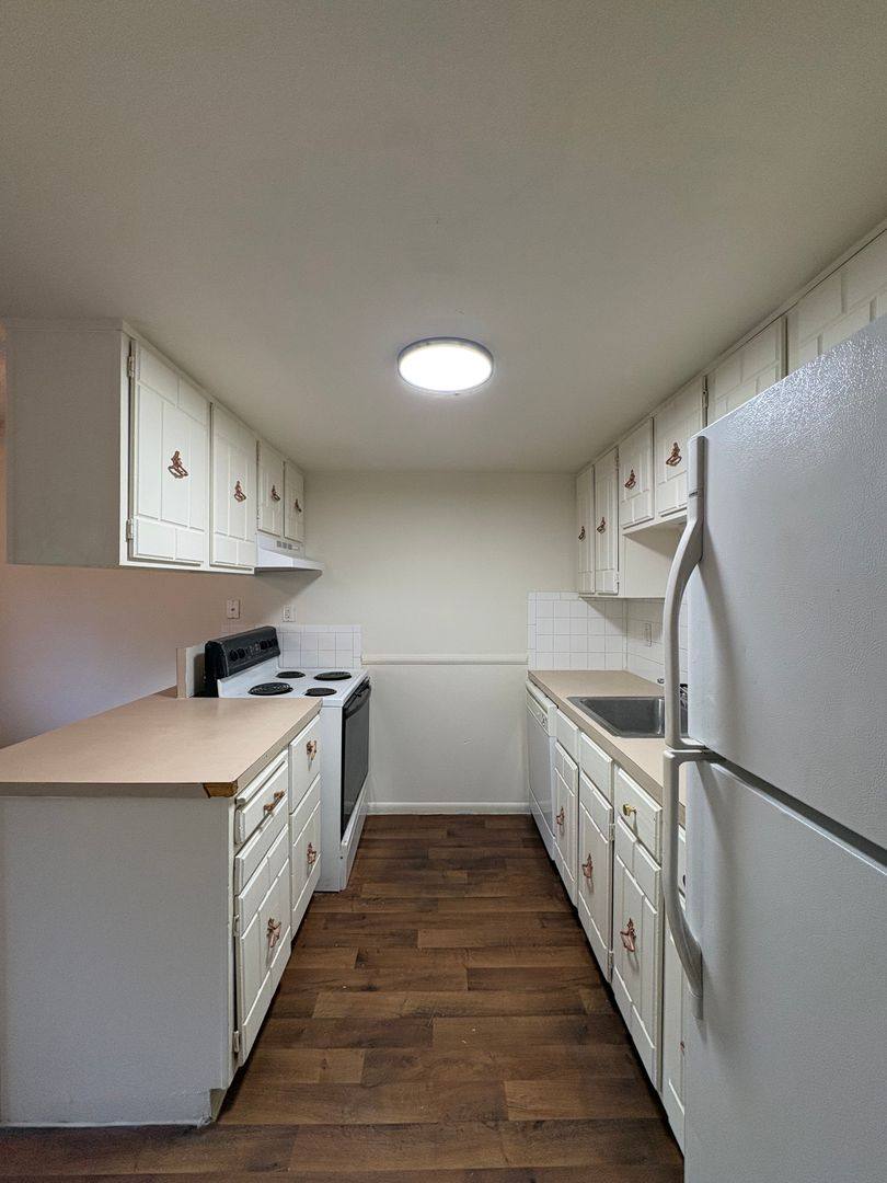 Apartment for rent at 915 Carr St #203, Denver, CO 80214