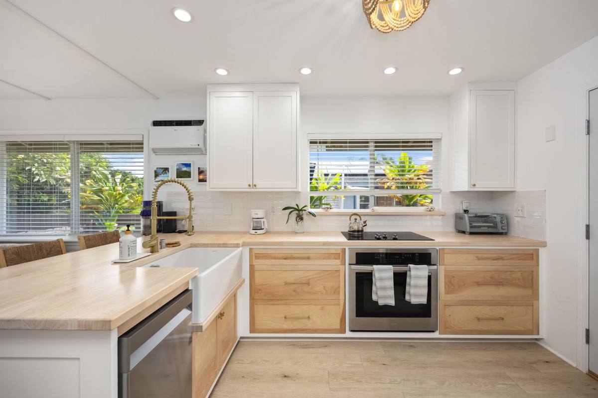 House for rent at 66-345 Kaamooloa Rd, Waialua, HI 96791