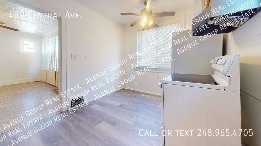 House for rent at 489 Central Ave, Pontiac, MI 48341