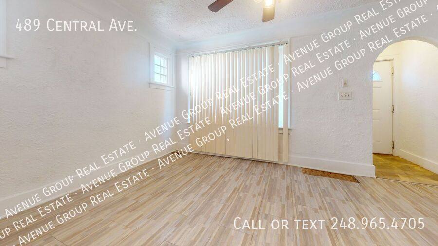 House for rent at 489 Central Ave, Pontiac, MI 48341