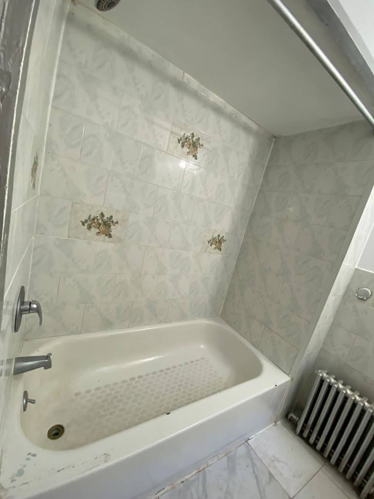 Apartment for rent at 349 Walnut St #2R, Yonkers, NY 10701