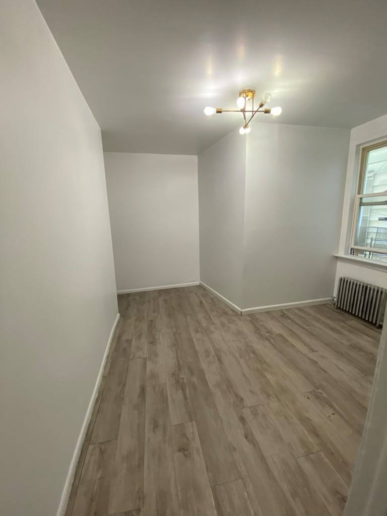 Apartment for rent at 349 Walnut St #2R, Yonkers, NY 10701
