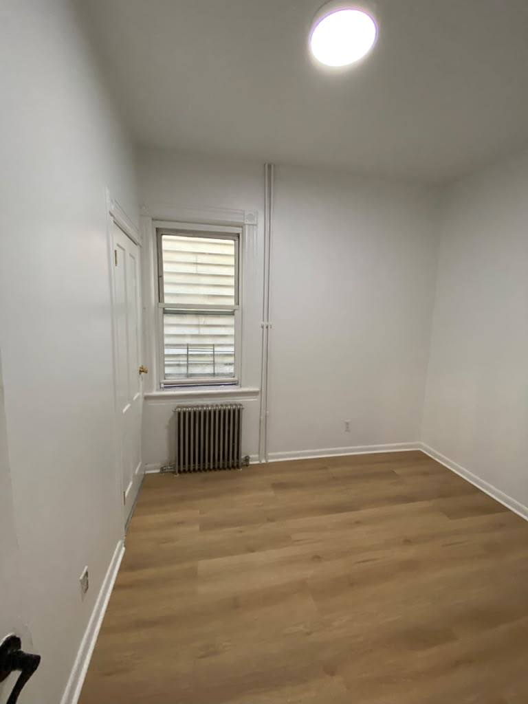 Apartment for rent at 349 Walnut St #2R, Yonkers, NY 10701