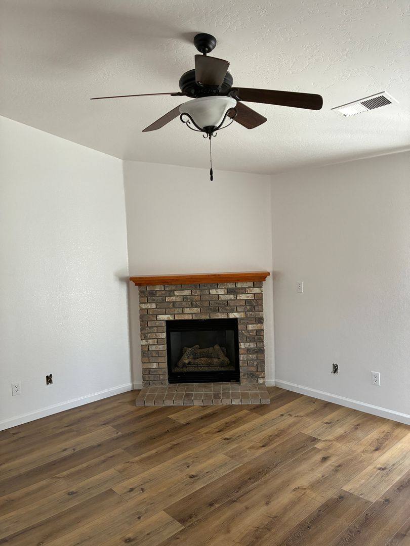 House for rent at 1607 Capitola Court, Lemoore, CA 93245