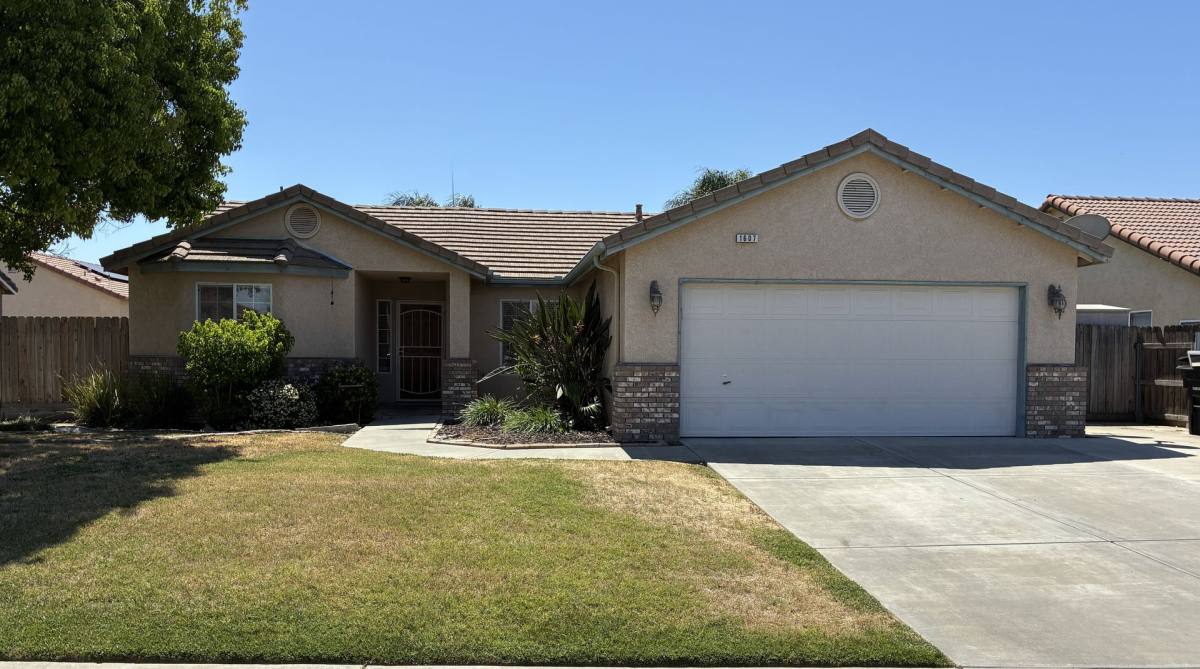 House for rent at 1607 Capitola Court, Lemoore, CA 93245