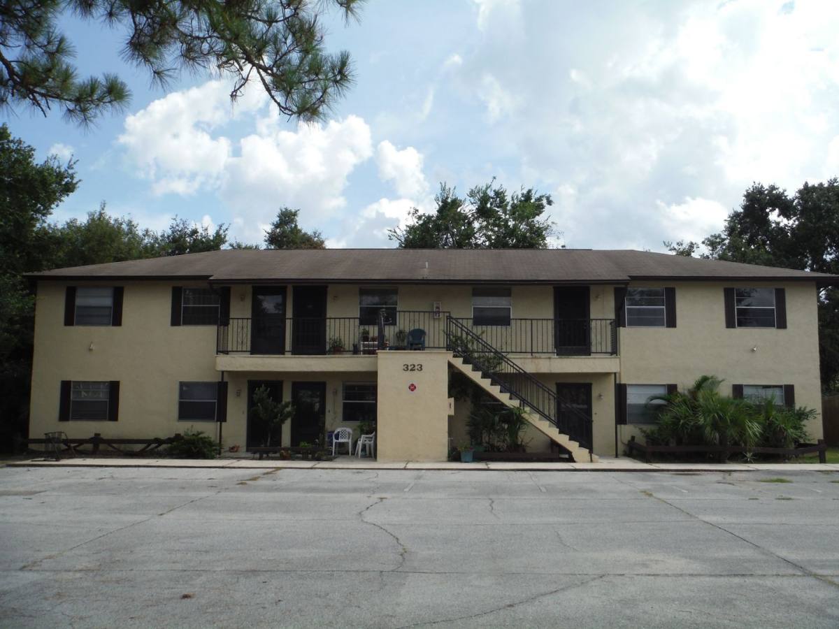 Apartment for rent at 323 Olmstead Dr, Titusville, FL 32780