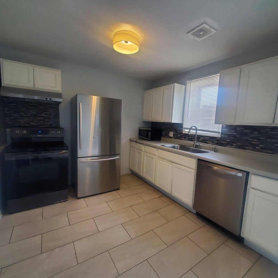 House for rent at 1034 S Spring St, Port Washington, WI 53074