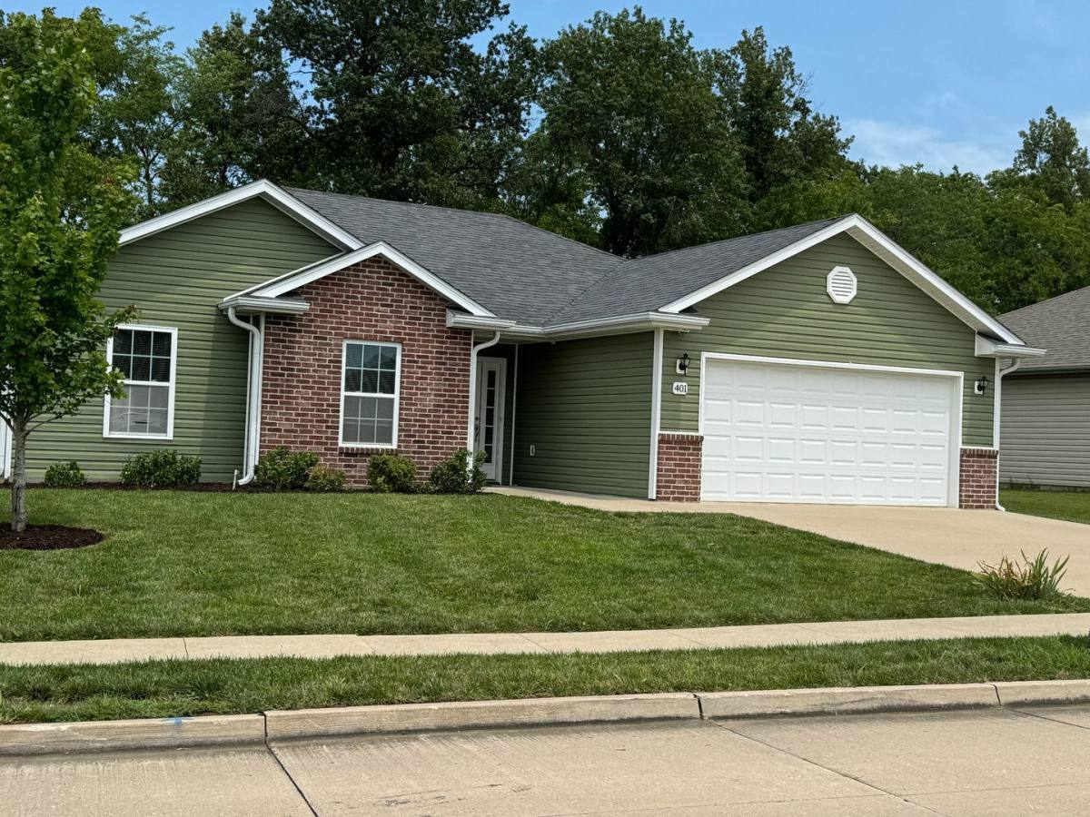House for rent at 401 Burning Bush Rd, Columbia, MO 65202