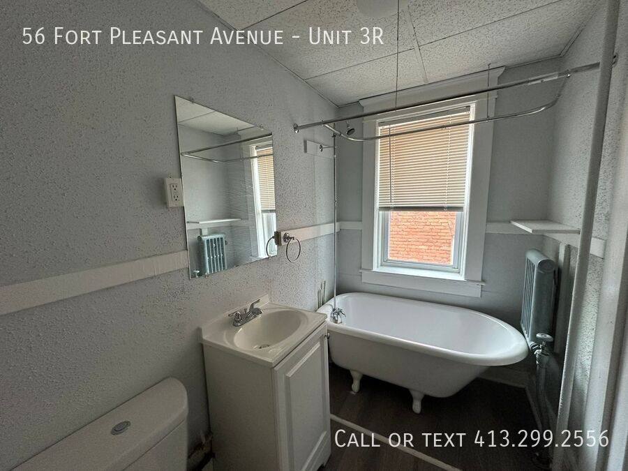 Apartment for rent at 56 Fort Pleasant Ave #3R, Springfield, MA 01108